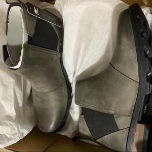 Sorel Emilie Chelsea boots